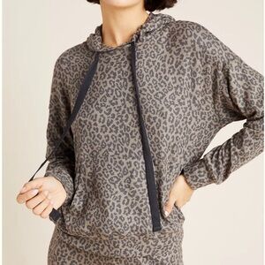 Sundry x Anthropologie Womens Size 4 Cheetah Leopard Print Hooded Sweatshirt